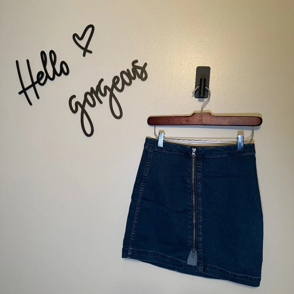 Free People This Way or That Dark Wash Denim Mini Skirt sz 4